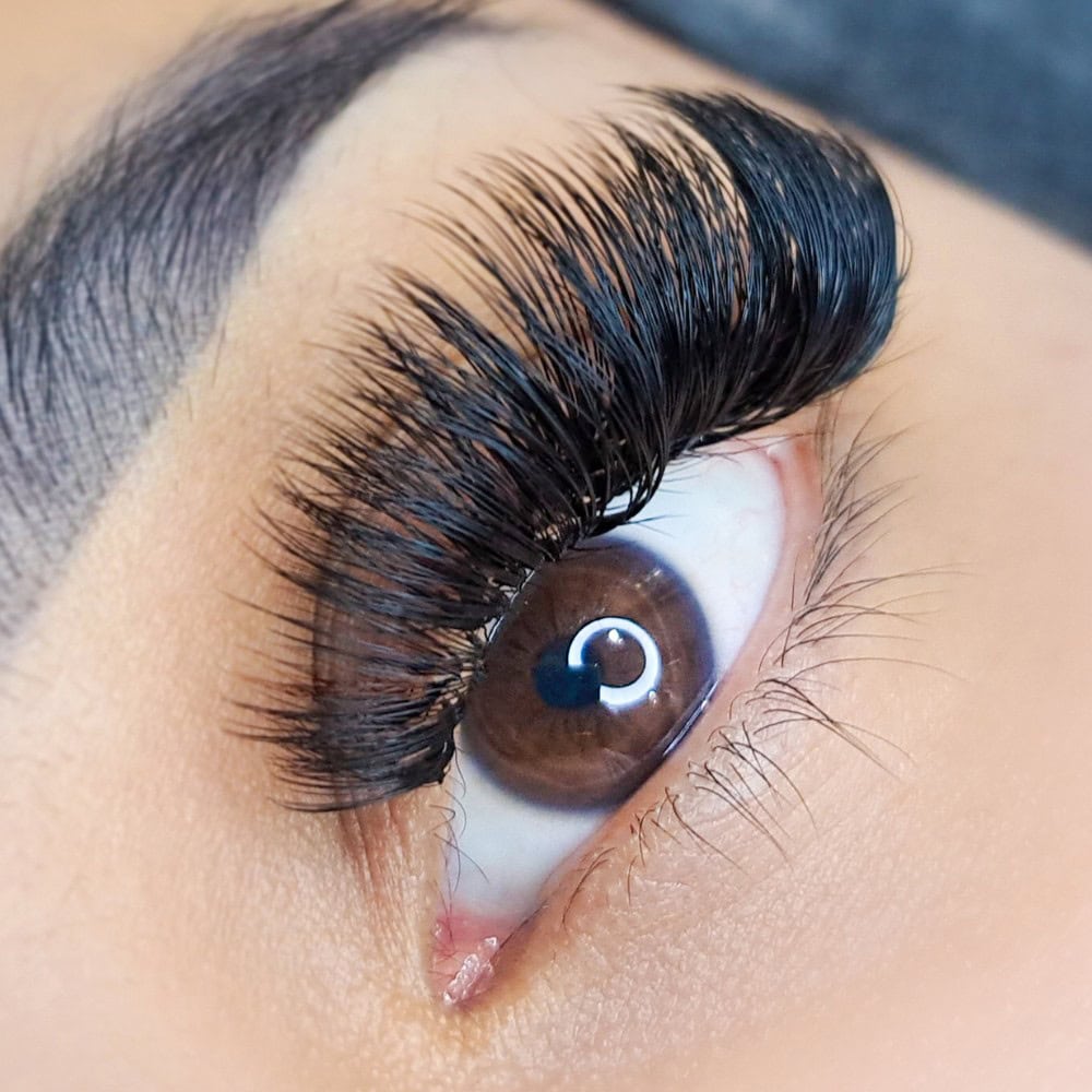 uv mega volume lash extensions Vancouver At belle ame skin and beauty